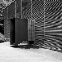 https://christoph-engel.de/files/gimgs/th-39_christoph-engel-zumthor-08-schutzbauten-01-2003.jpg
